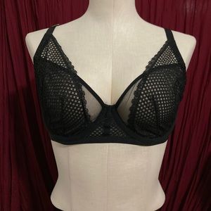 Victoria’s Secret Luxe Lingerie Unlined Bra